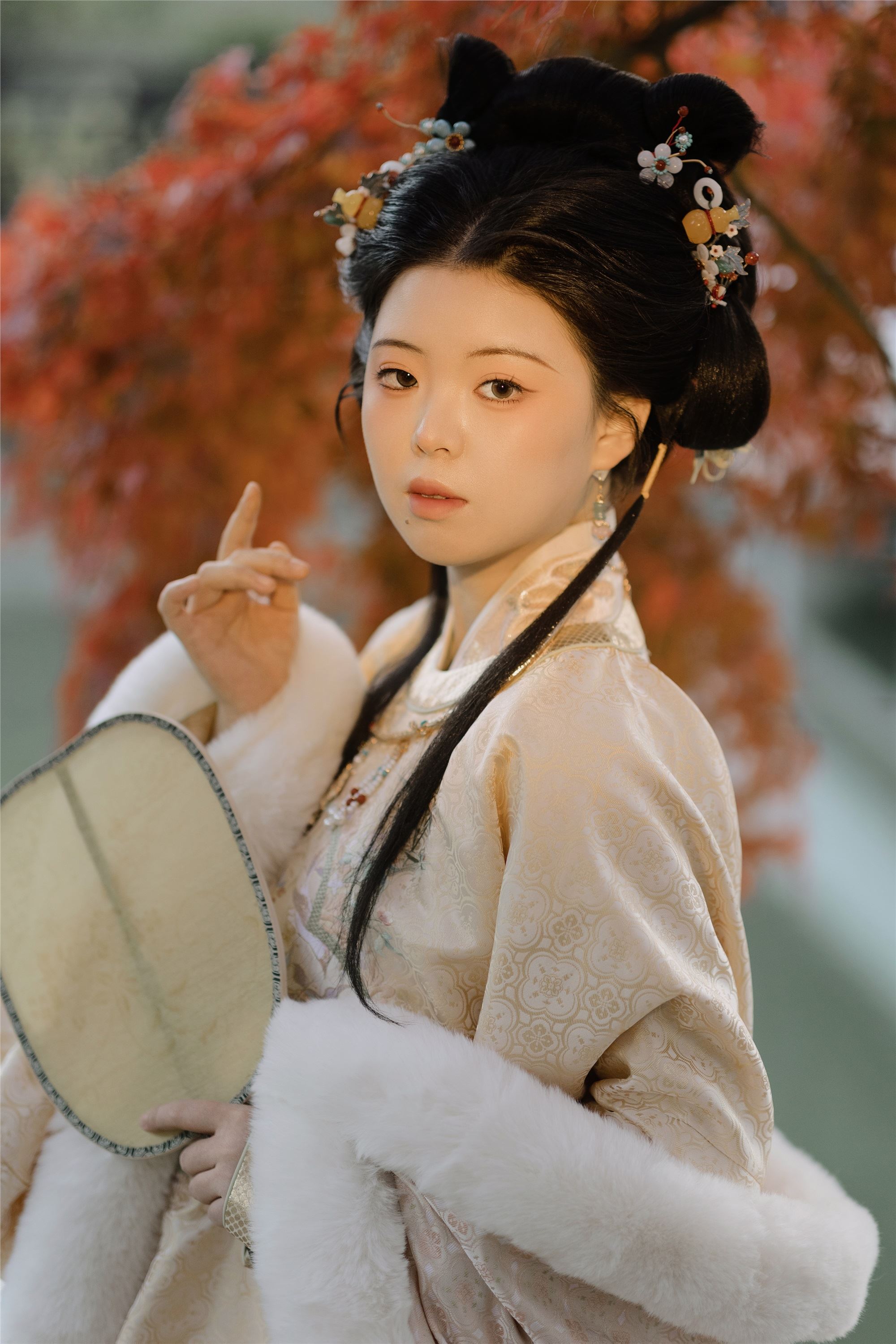 YITUYU艺图语 2025.02.02 姑苏秋枫 潘小落